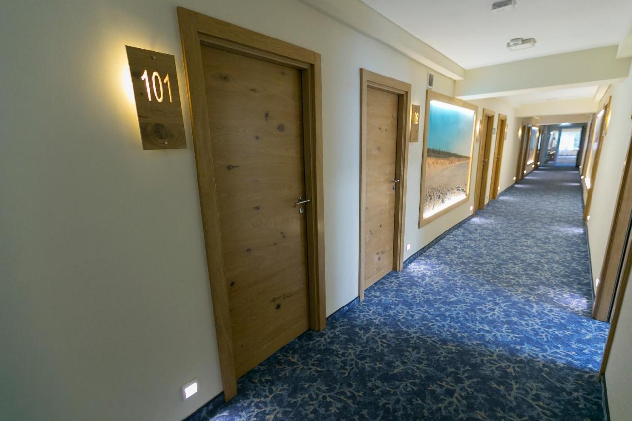 Interferie Cechsztyn Hotel Ustronie Morskie Bagian luar foto